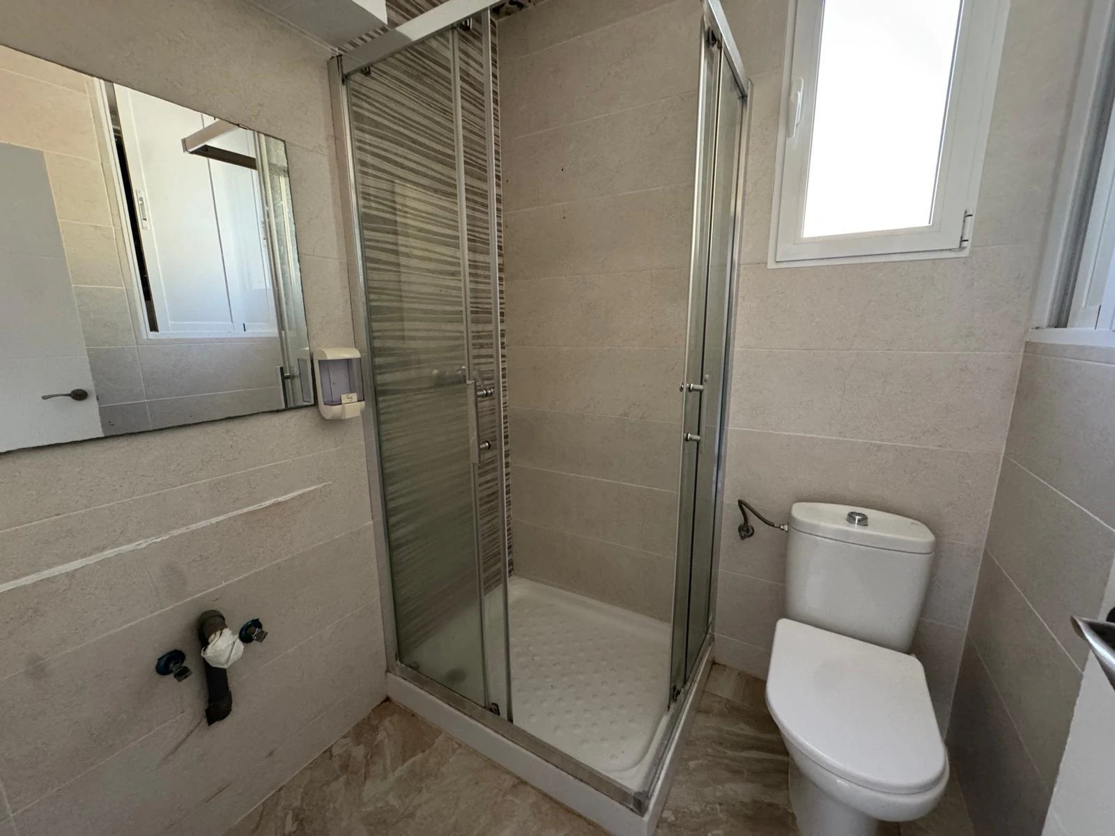 Chalet mitoyen avec grand terrain et magnifiques vues à Torrevieja – Quartier Los Balcones