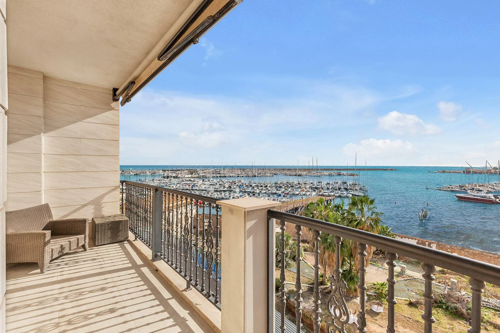 Very special homes with spectacular views
