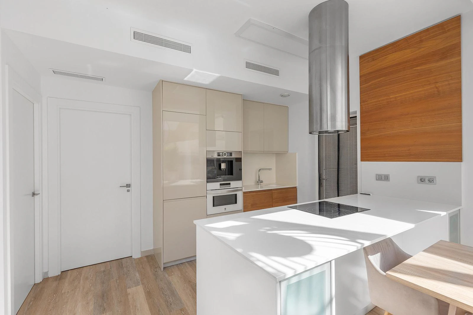 Opportunity: New Construction Villa in Pueblo Bravo