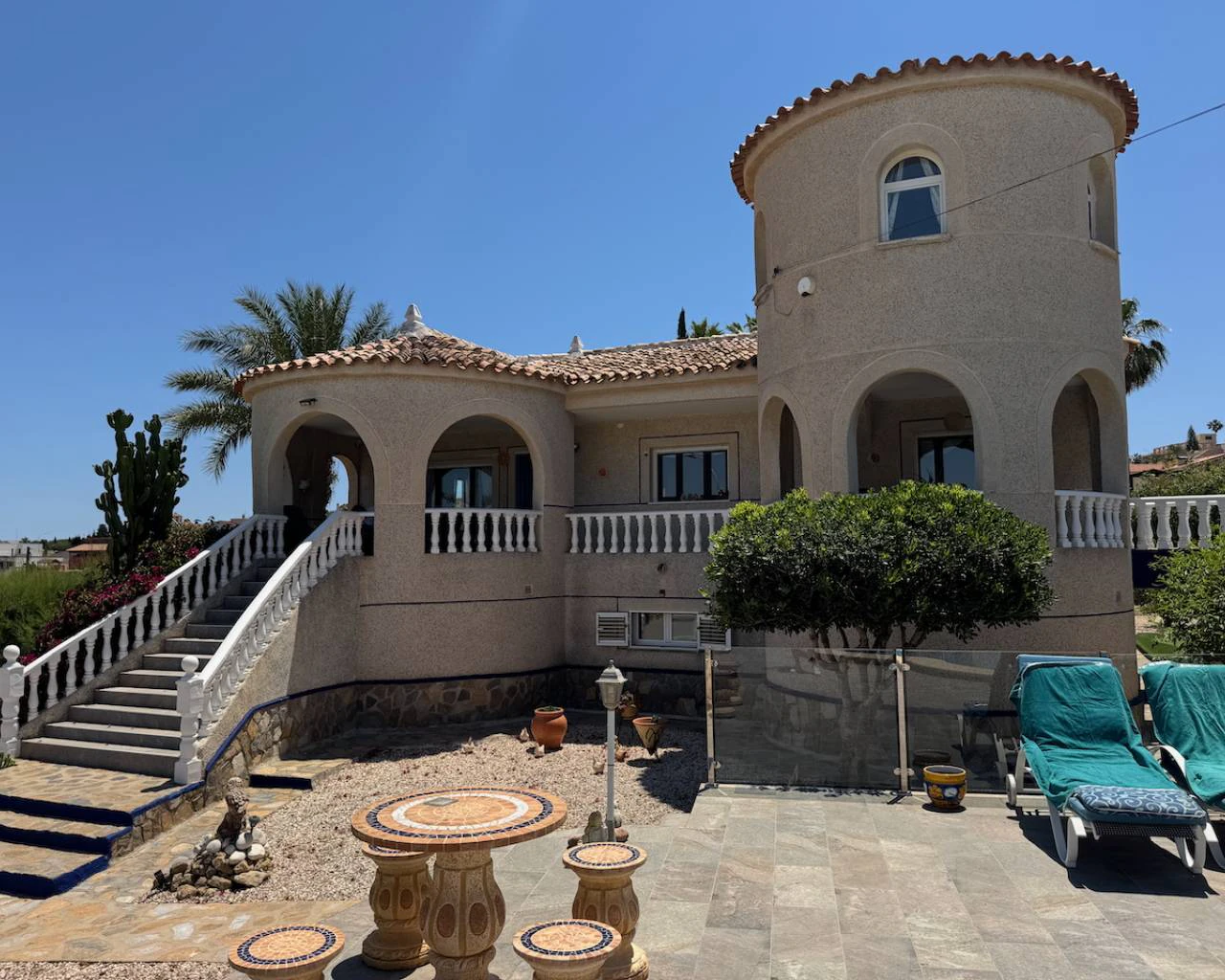Villa for sale in Algorfa
