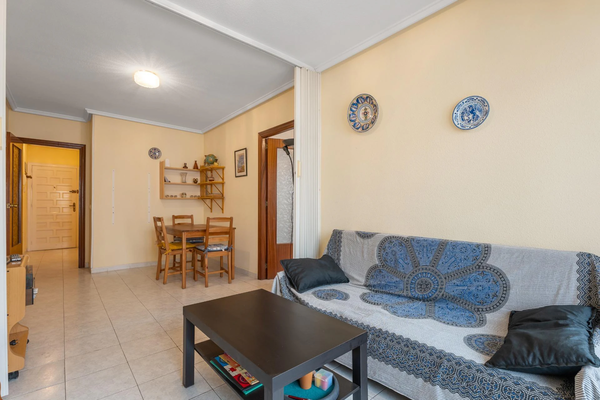 Bedroom Apartment with Pool Views in Torrevieja