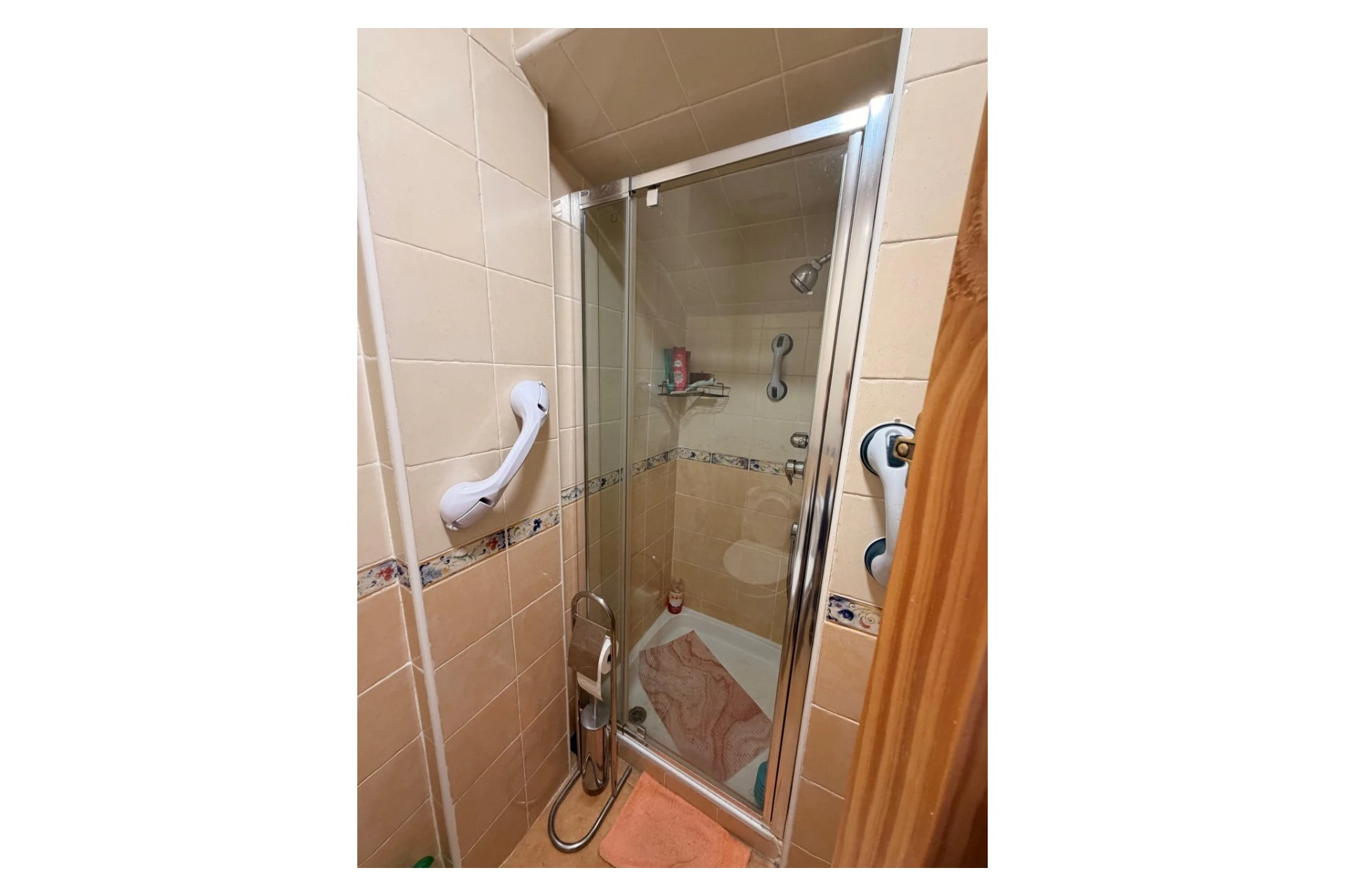 Maison jumelée à la vente à El Raso