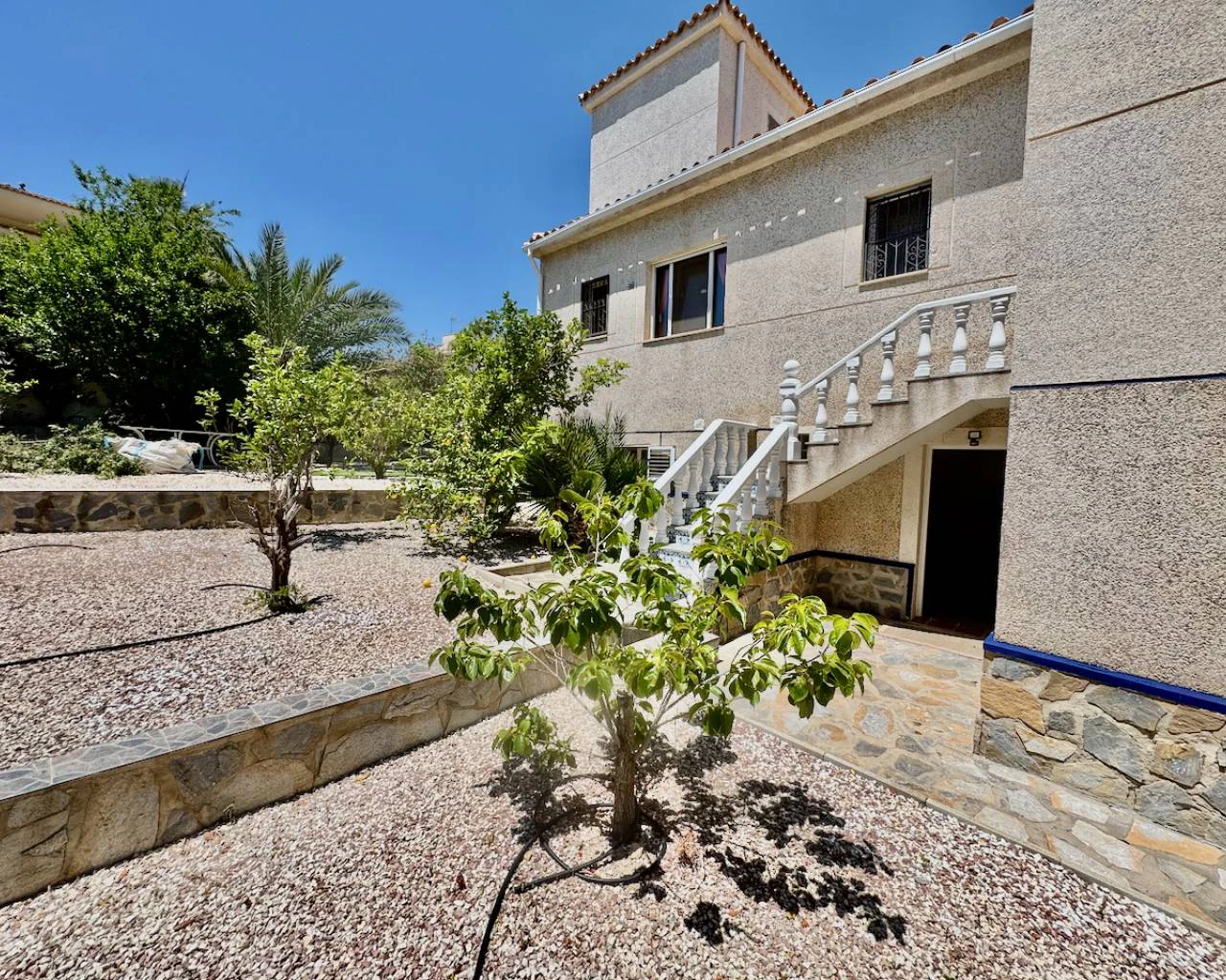 Villa for sale in Algorfa