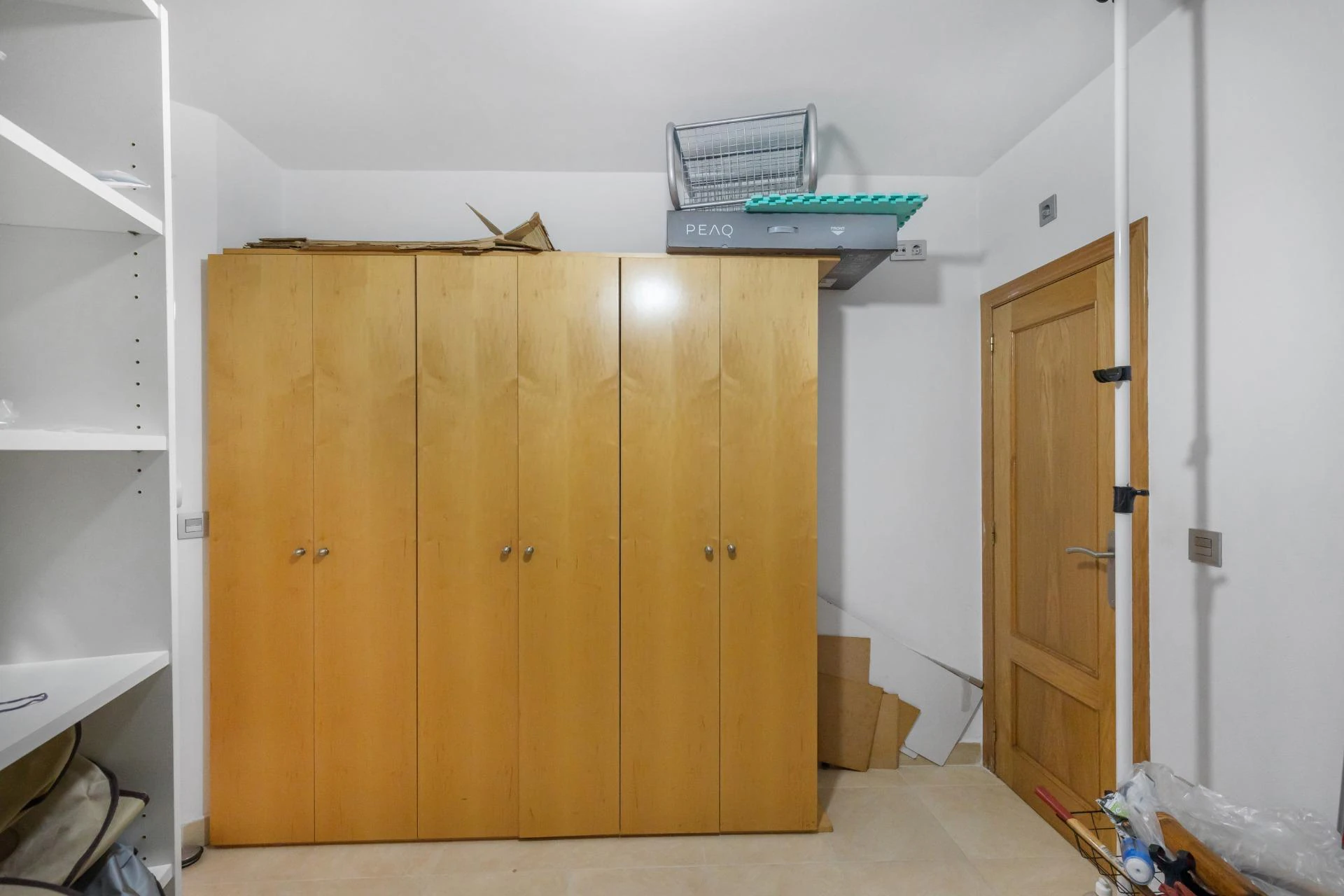 Rymlig lägenhet med 4 sovrum i centralt område – Calle San Pascual (intill Calle Orihuela)