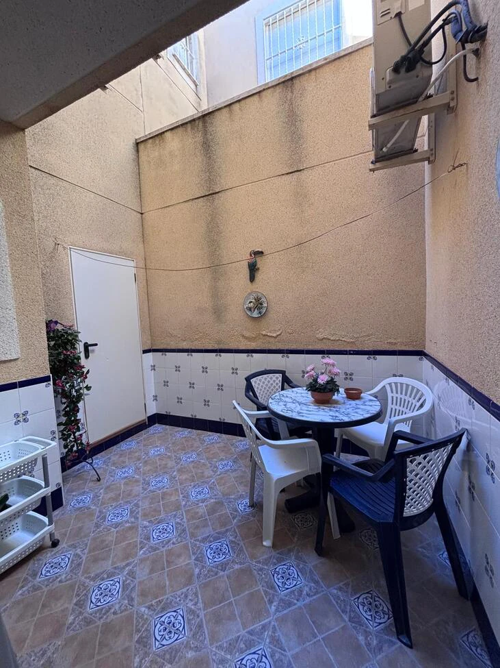 Terraced house for sale in Villamartin