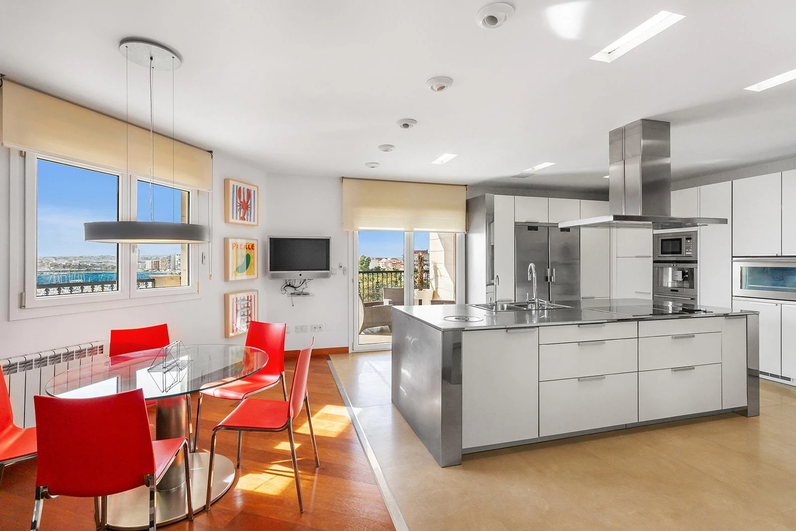 Very special homes with spectacular views