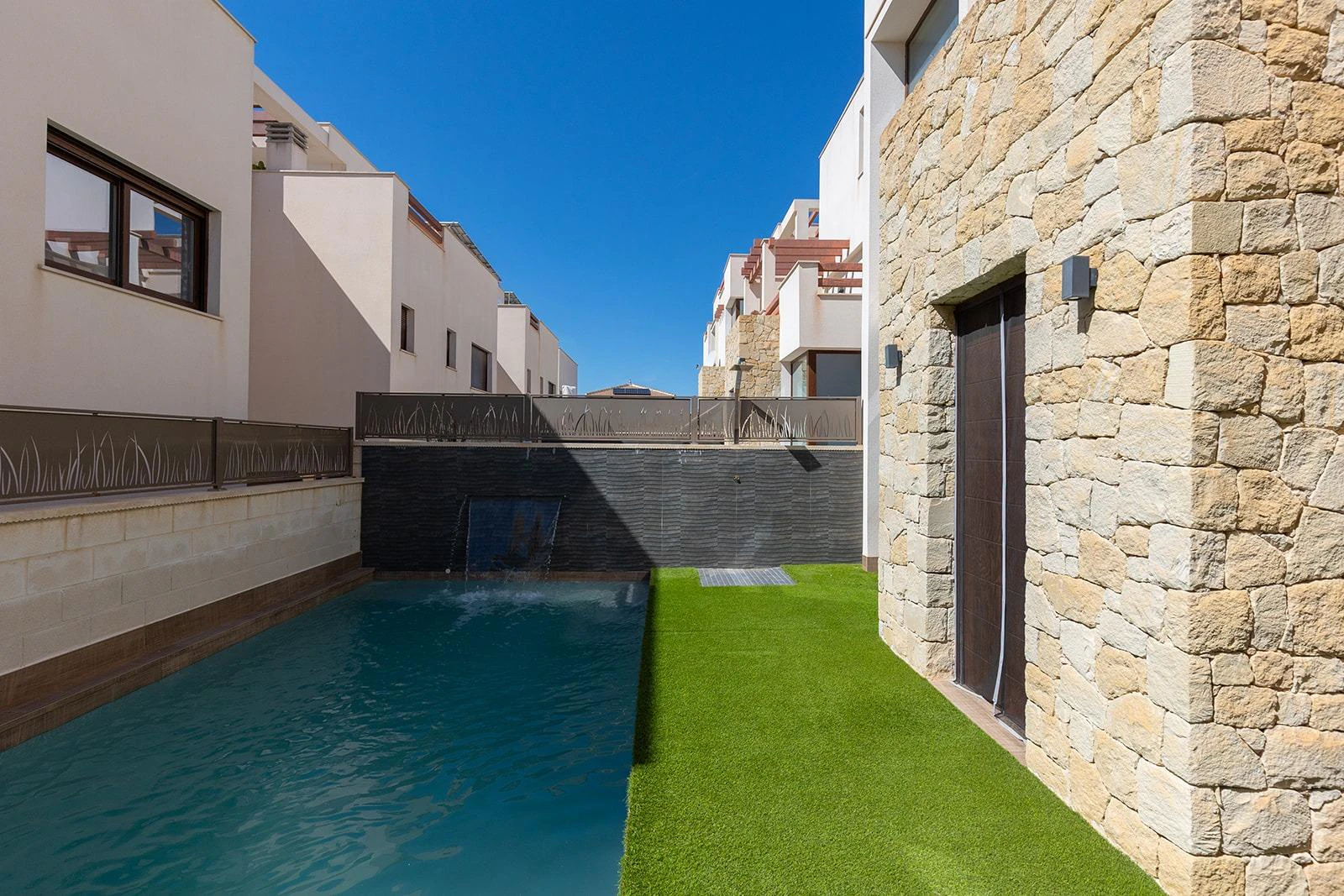 Opportunity: New Construction Villa in Pueblo Bravo