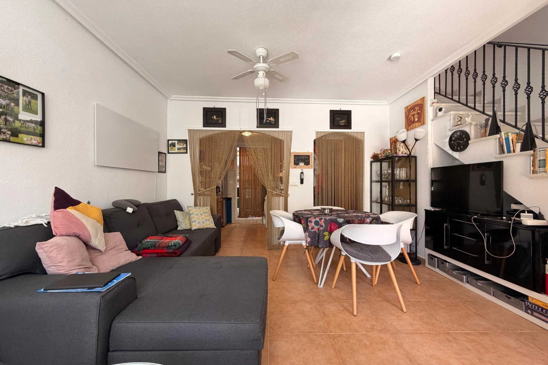 Maison jumelée à la vente à El Raso