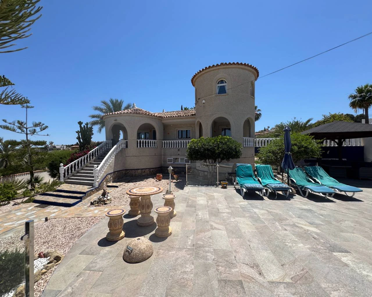 Villa for sale in Algorfa