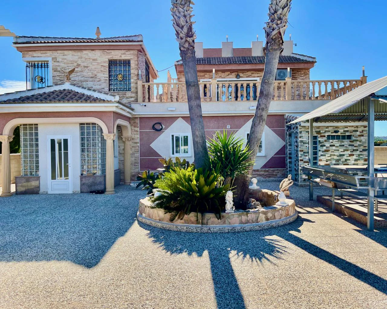 Villa till försäljning i Guardamar Del Segura