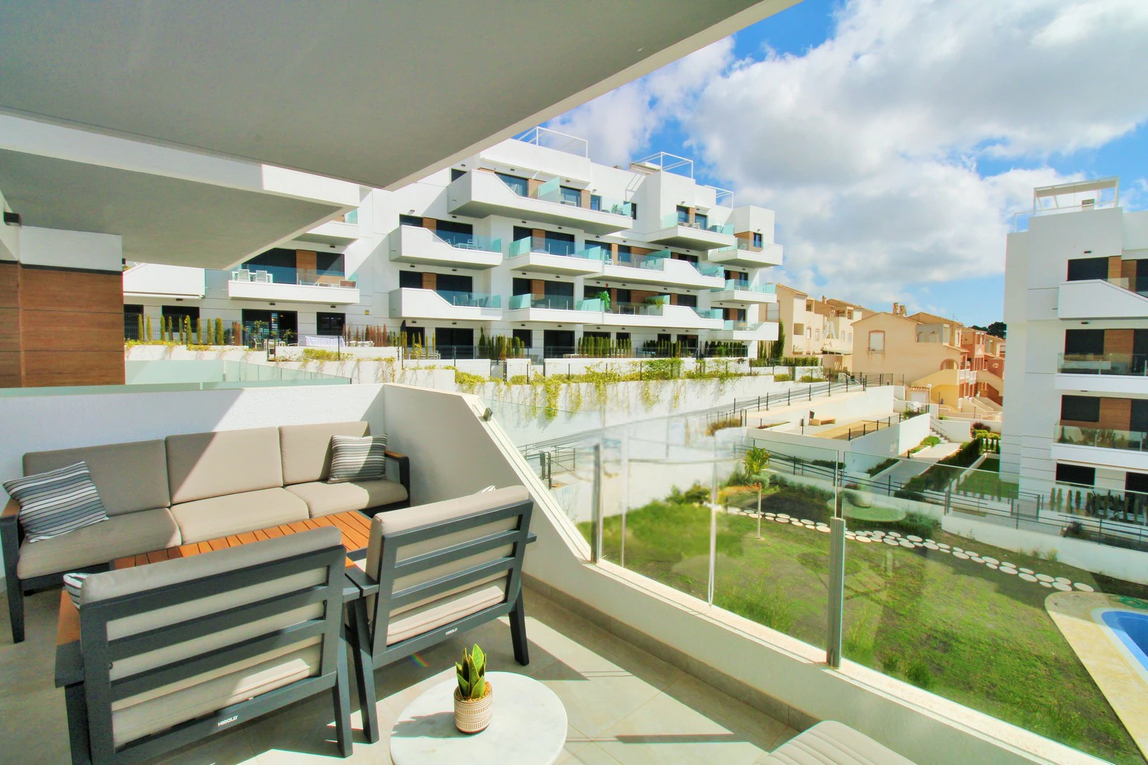Flat til salg i Villamartin