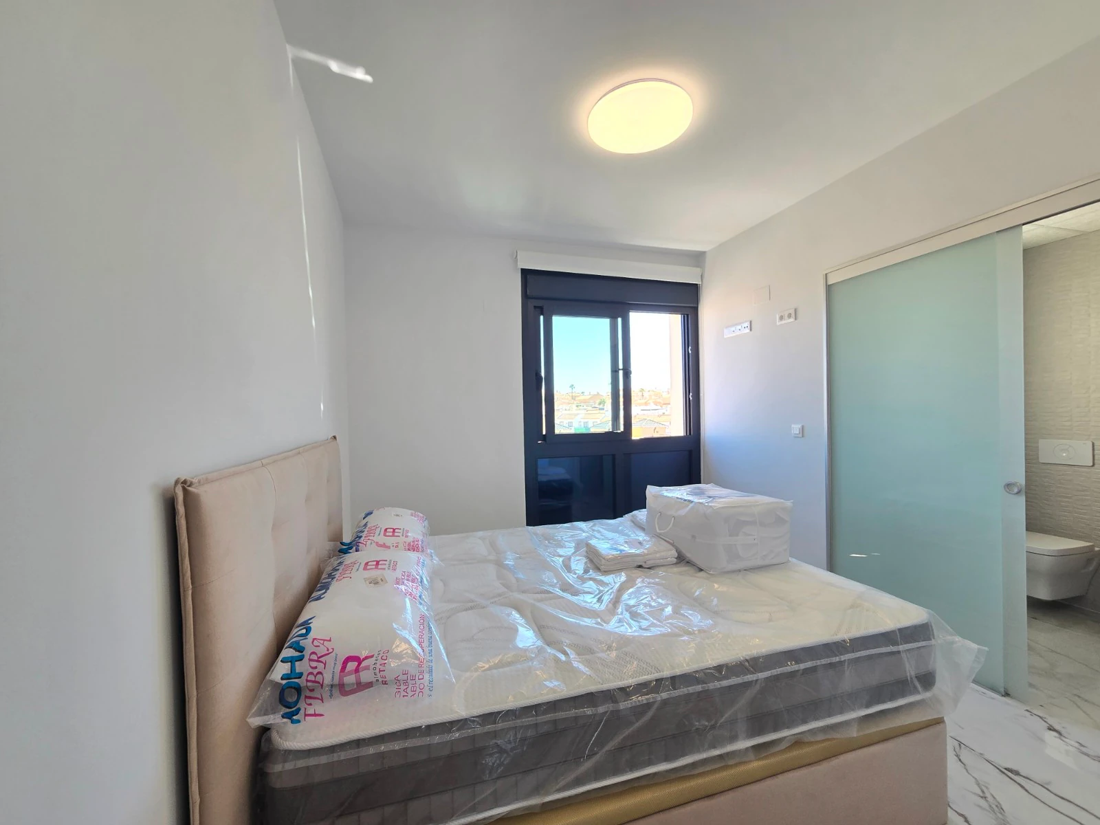 Platt till försäljning i Orihuela Costa *