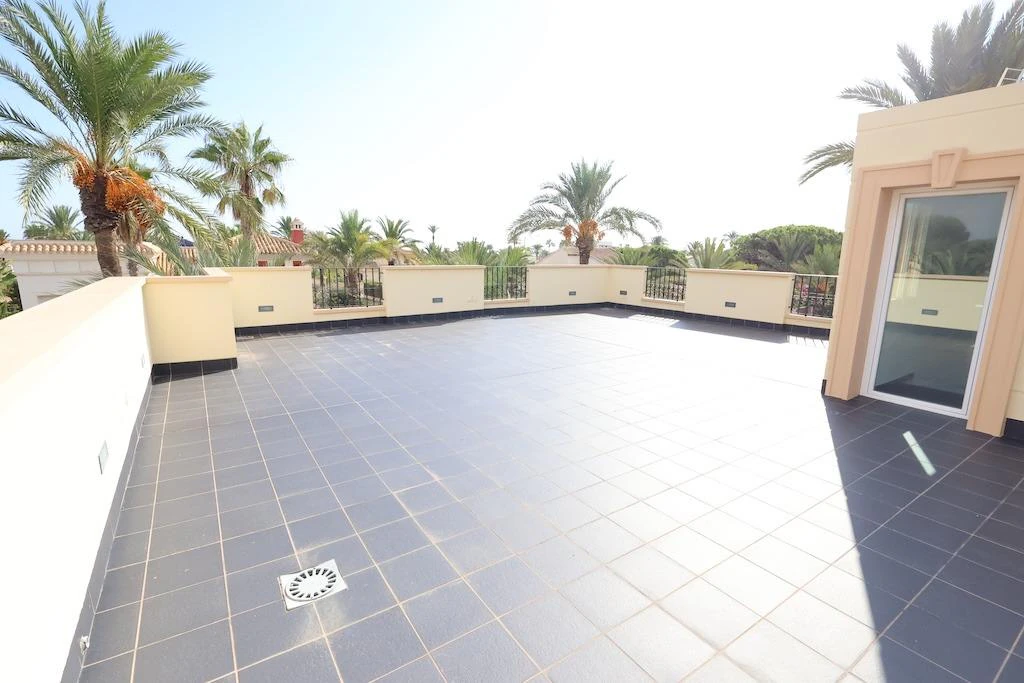 Villa zum verkauf in Cabo Roig