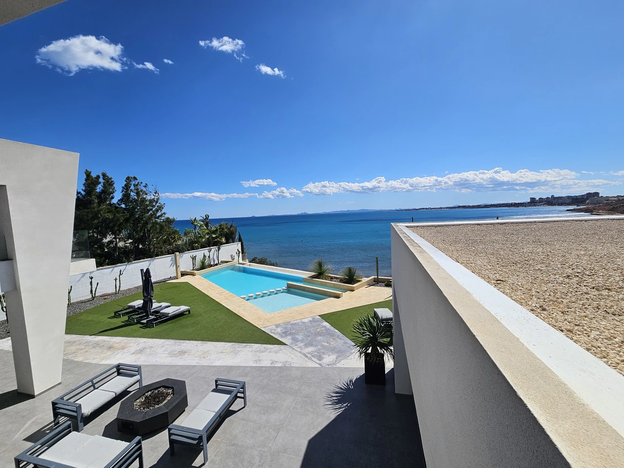 Villa zum verkauf in Cabo Roig