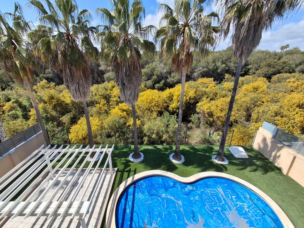 Villa zum verkauf in Dehesa De Campoamor
