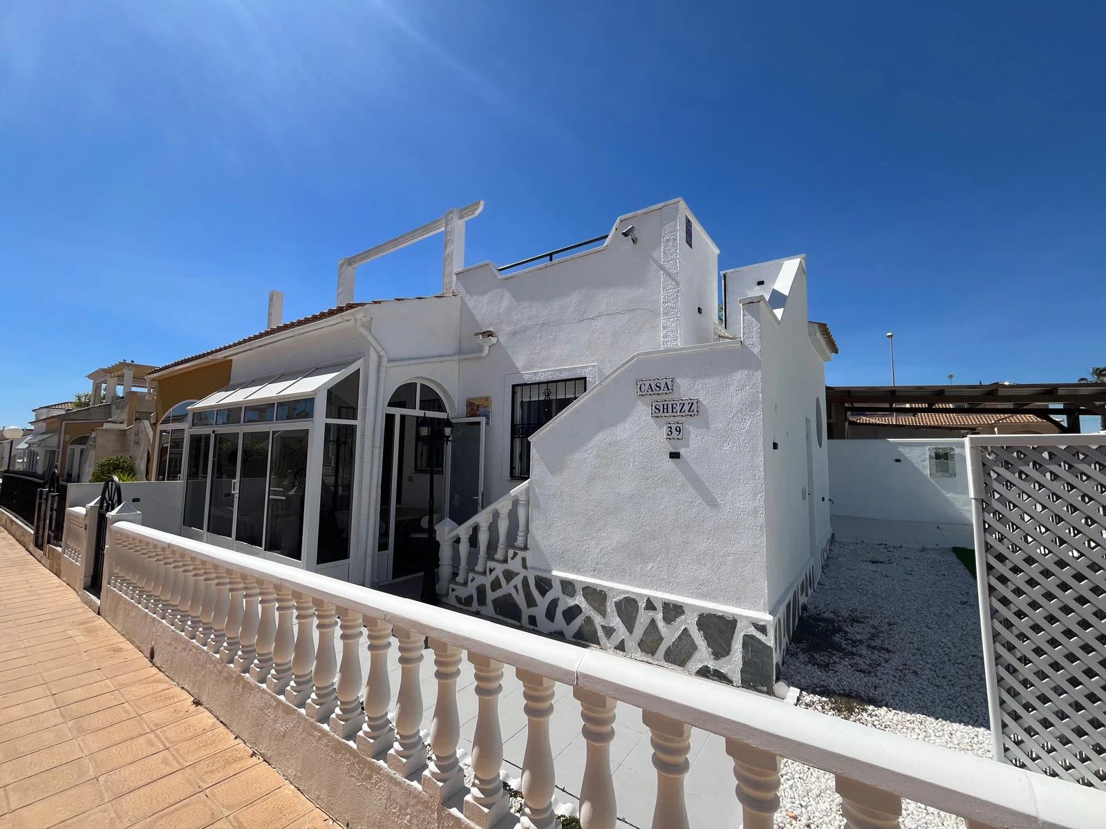 Bungalow à la vente à Punta Prima