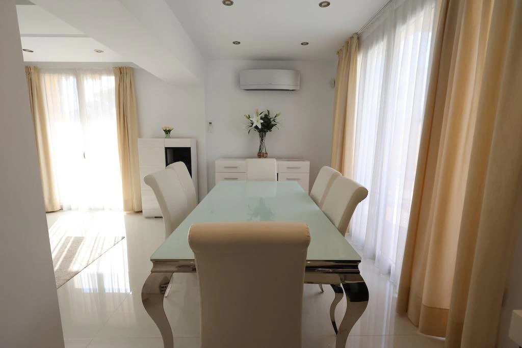 Villa zum verkauf in Cabo Roig