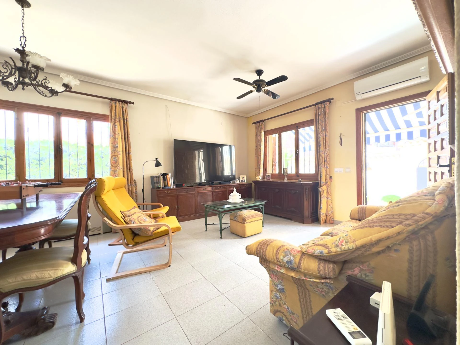 Villa à la vente à Orihuela Costa
