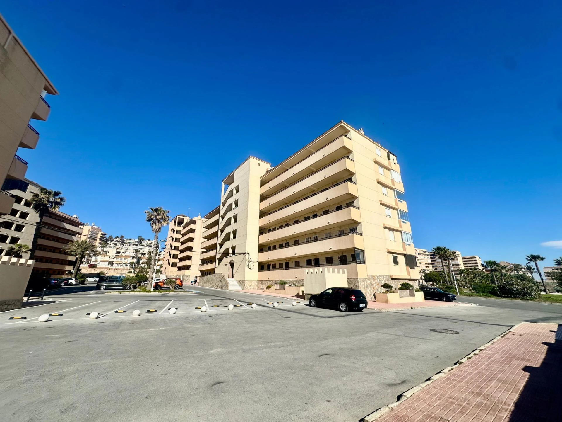 Flat for sale in Torrevieja