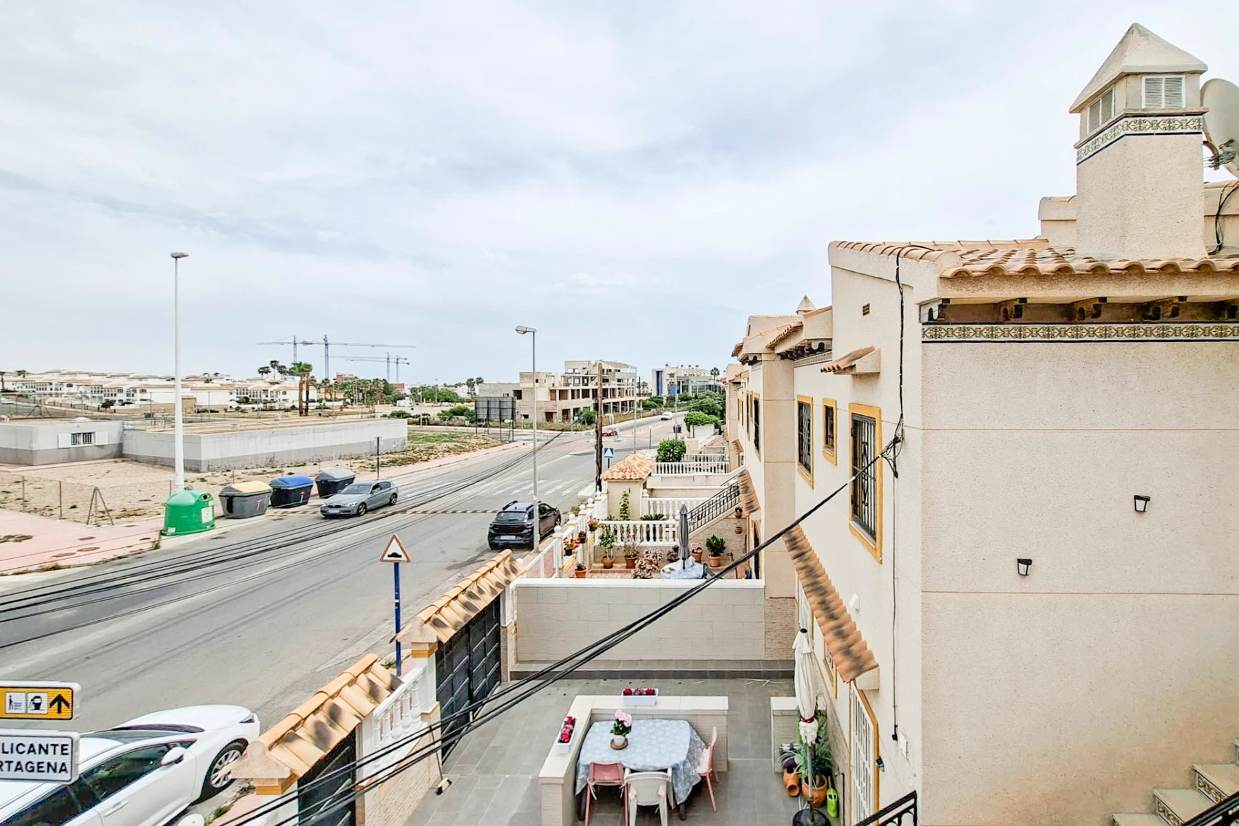 Bungalow for sale in Orihuela Costa