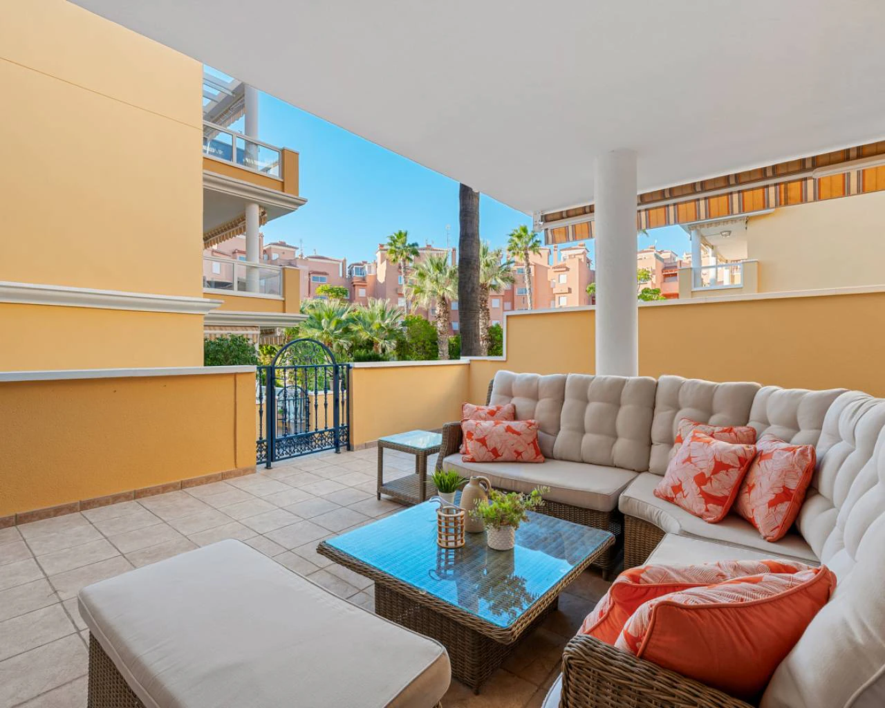 Flat for sale in Cabo Roig