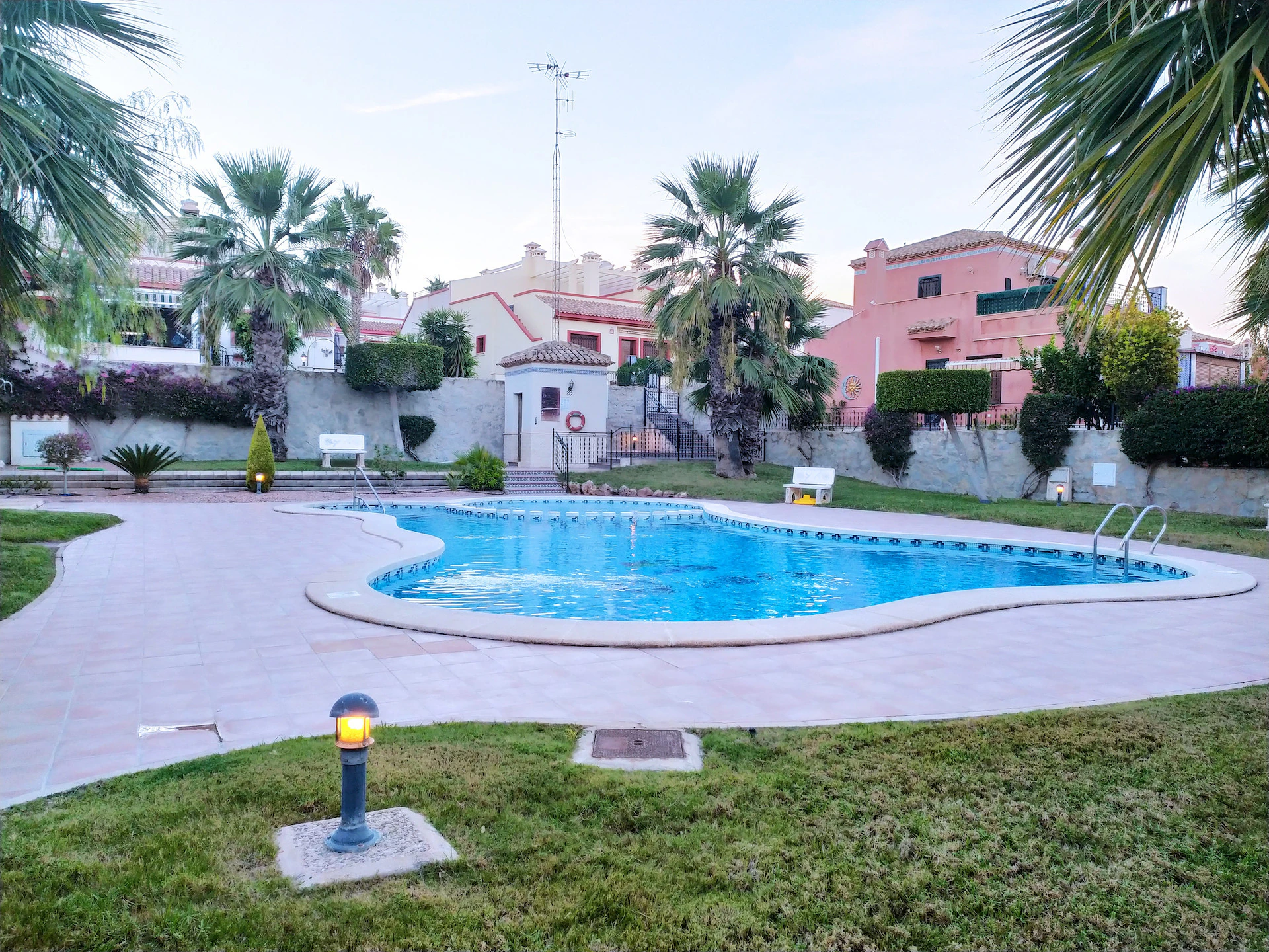 Villa for sale in San Miguel De Salinas
