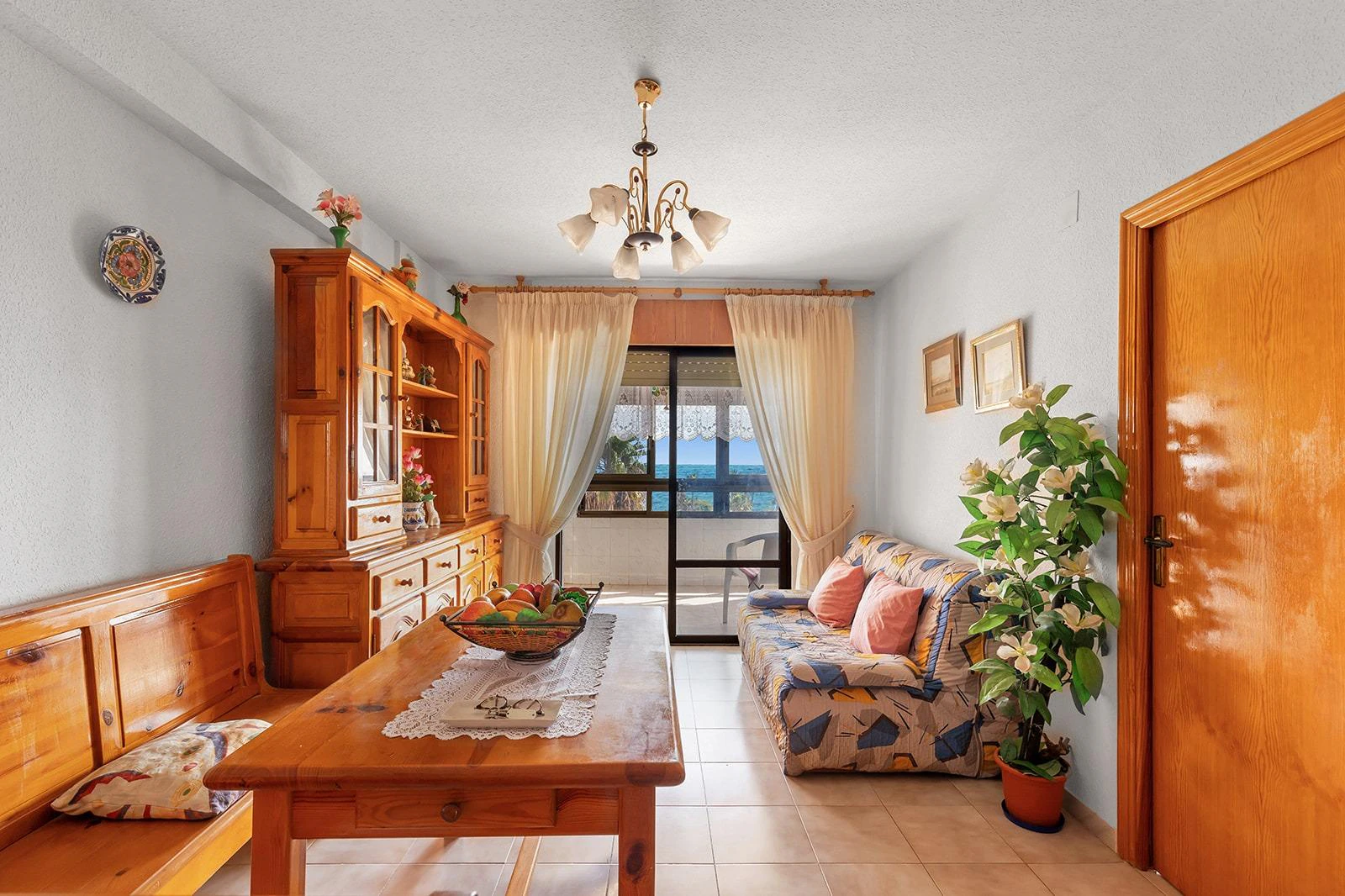 Appartement deux chambres avec vue sur la mer