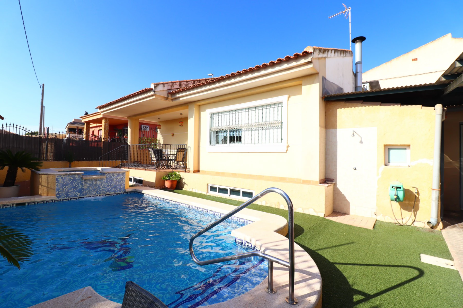 Villa à la vente à Almoradi