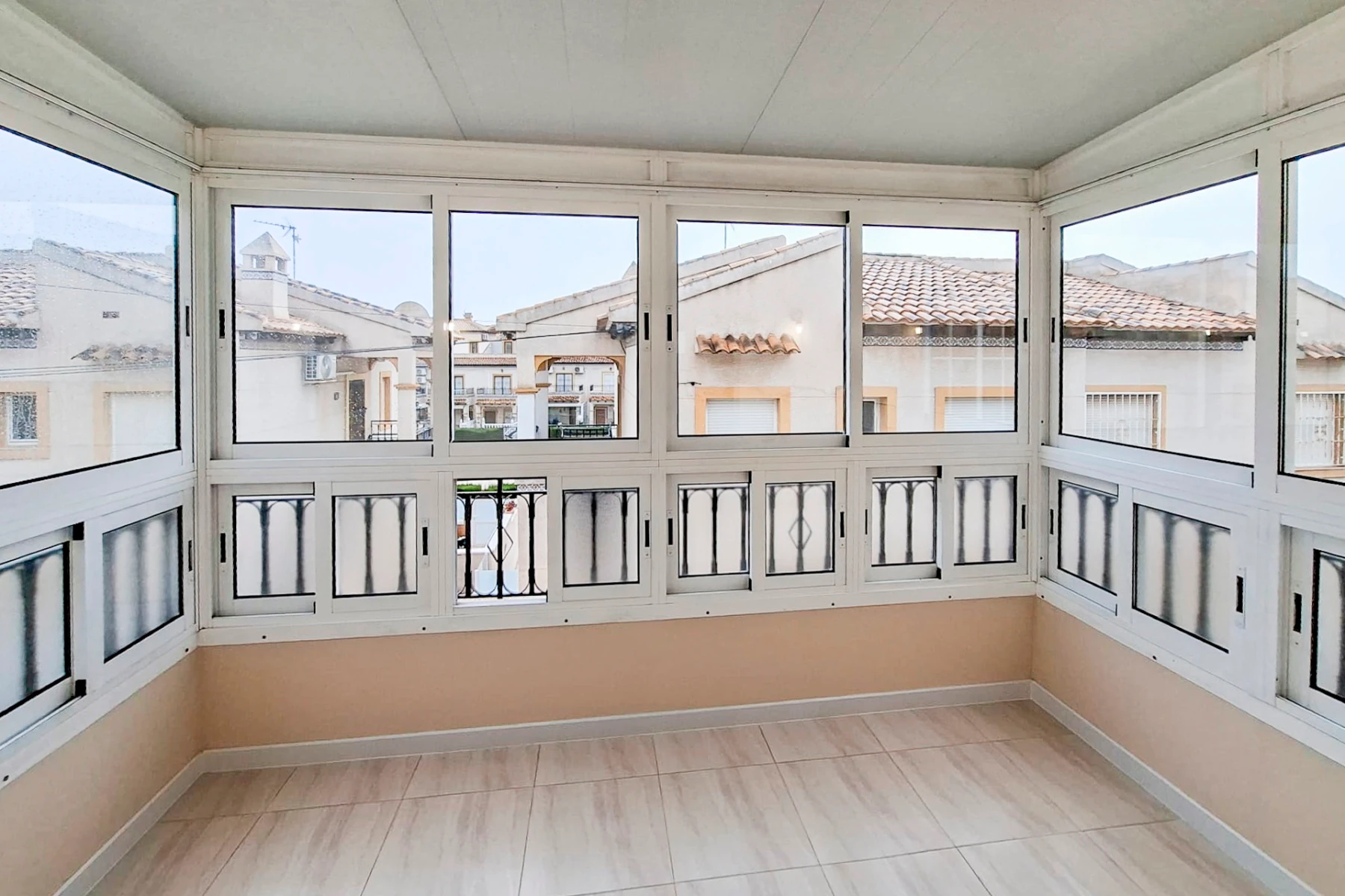 Bungalow for sale in Orihuela Costa