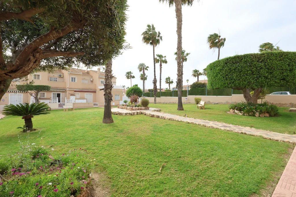 Duplex for sale in Rojales