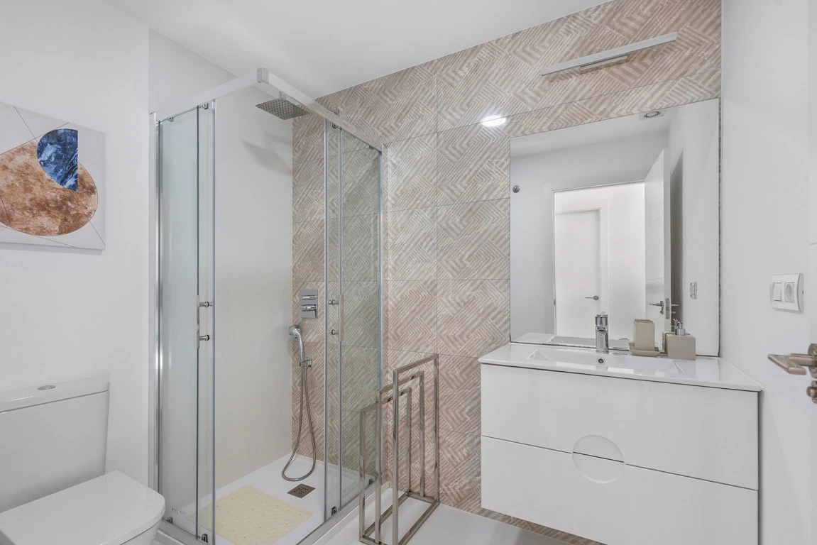 Flat for sale in San Miguel De Salinas