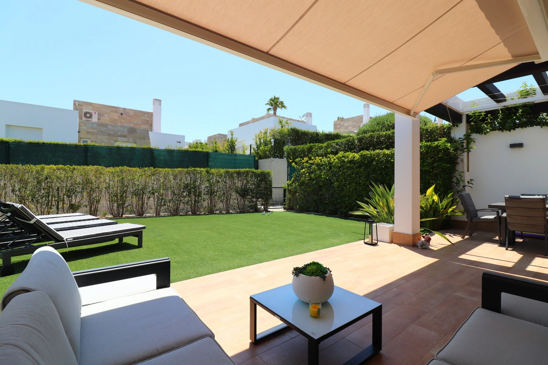 Villa for sale in Algorfa