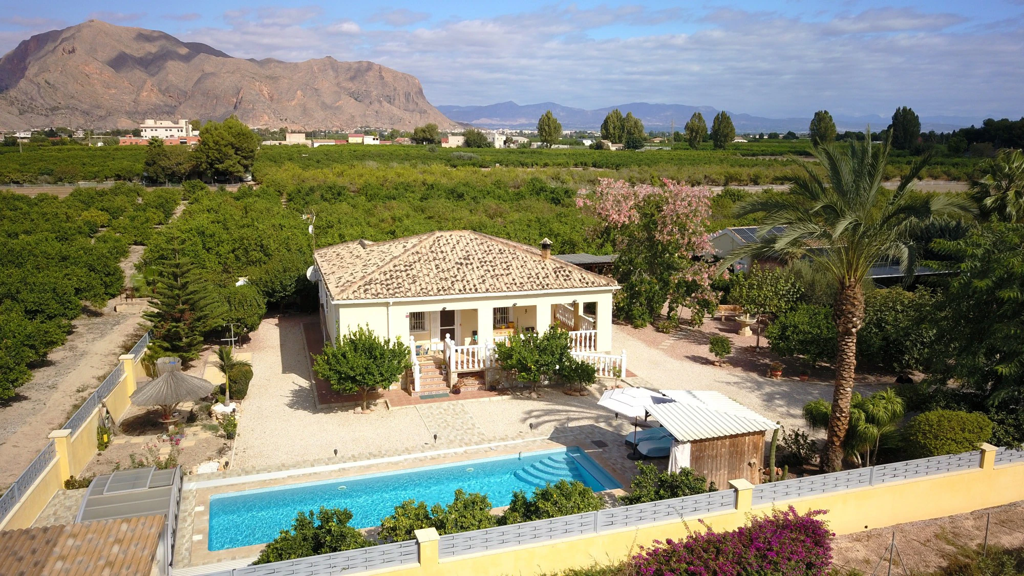 Country house for sale in Orihuela