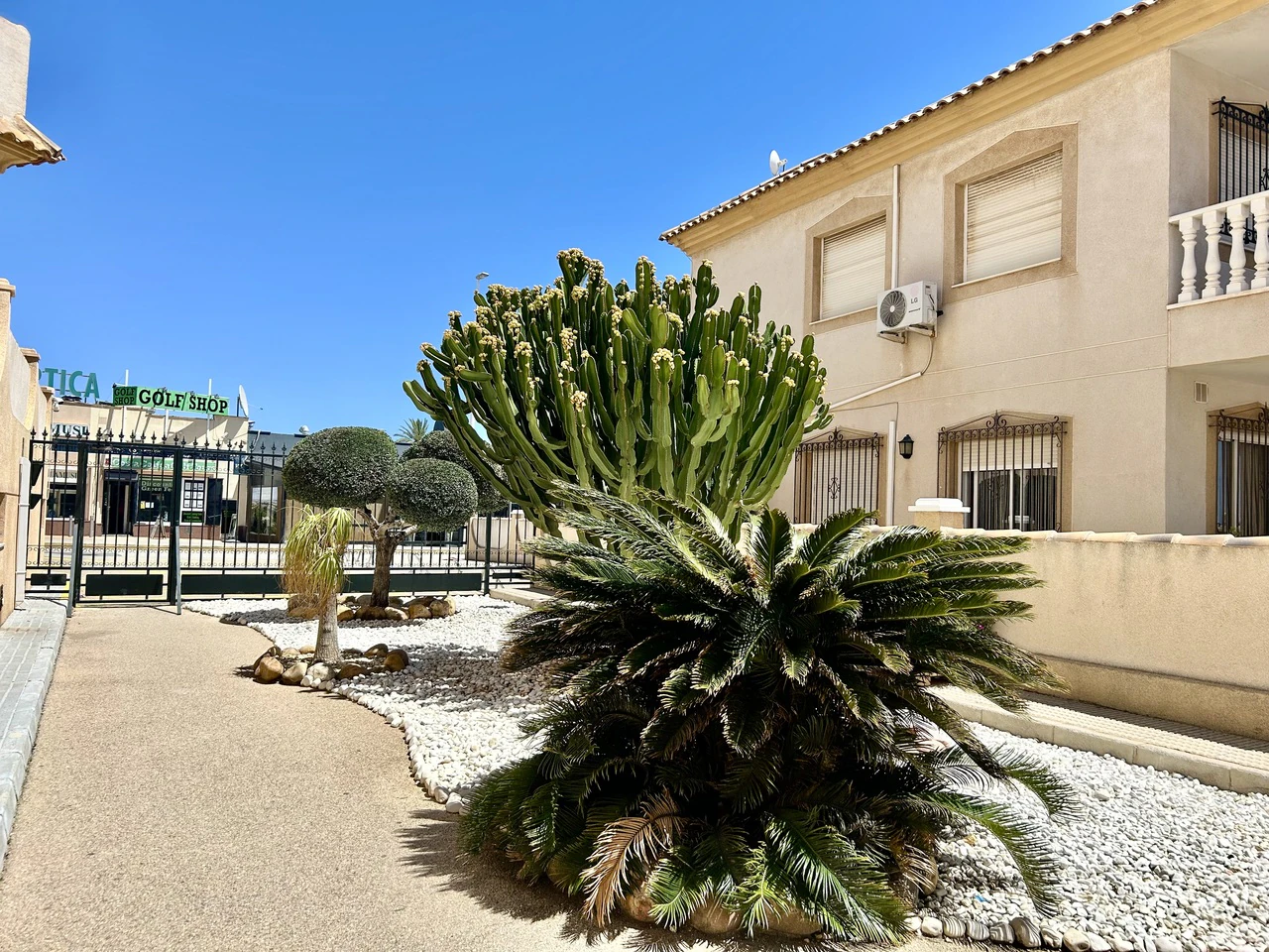 Flat for sale in La Zenia
