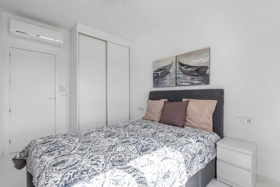 Flat for sale in San Miguel De Salinas