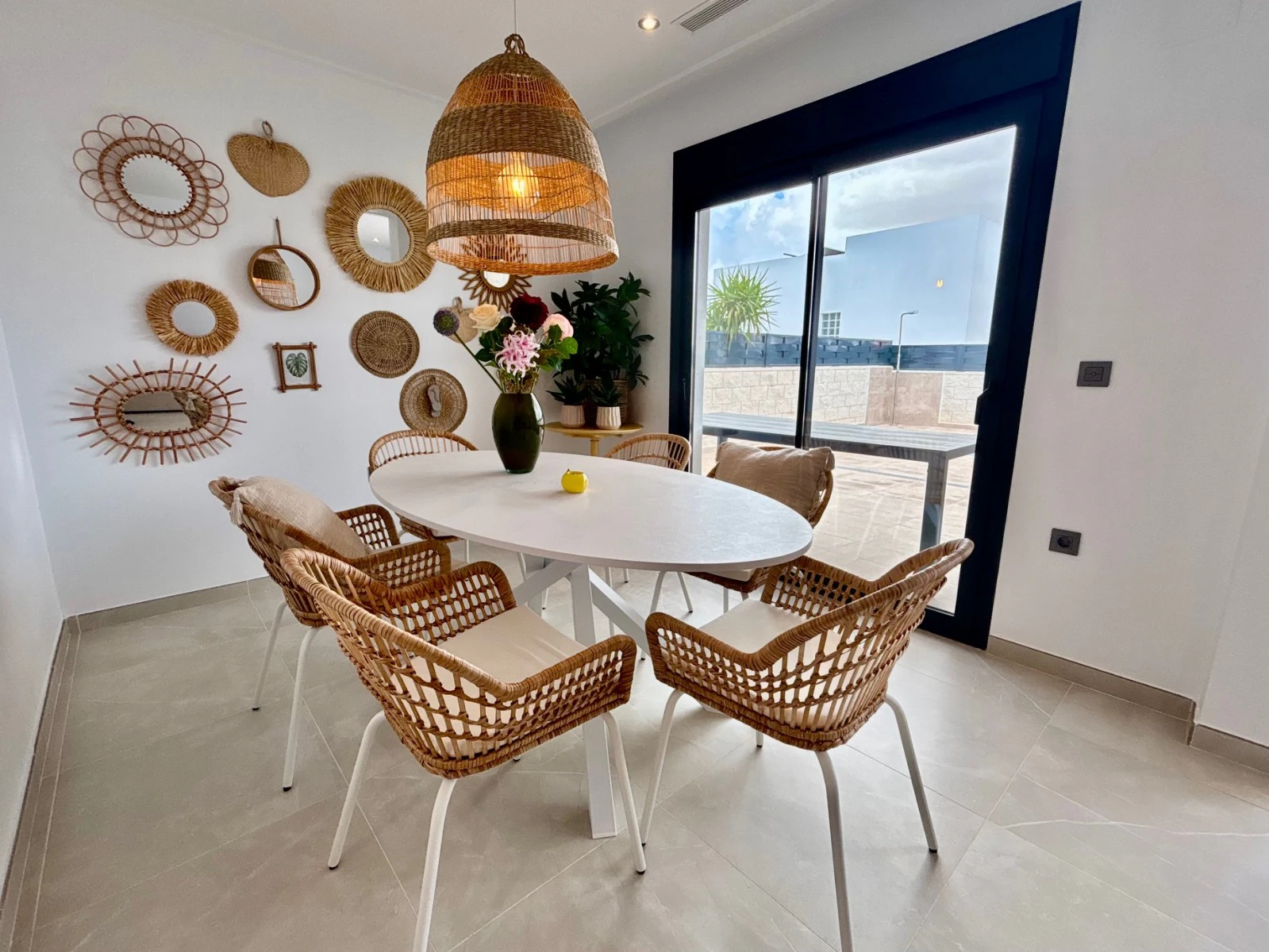 Villa for sale in Benijofar