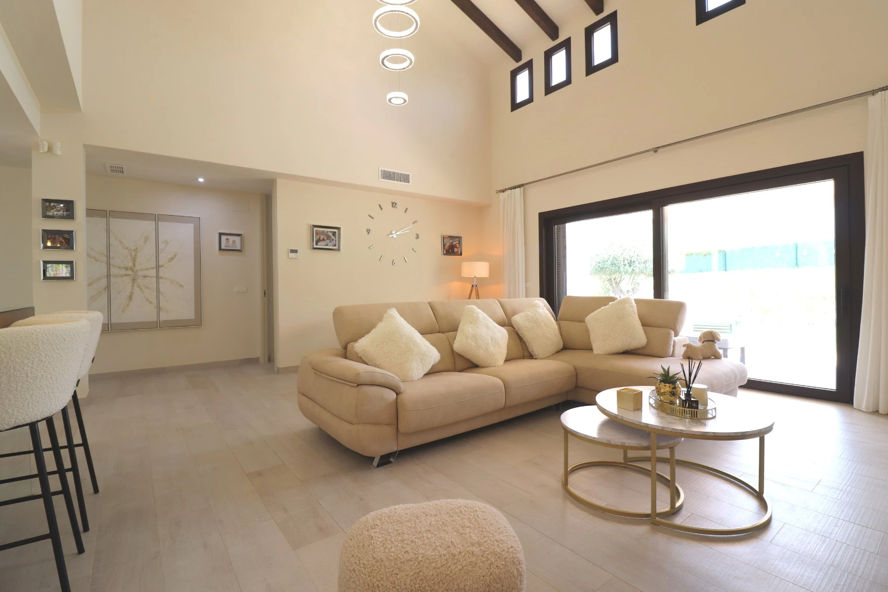 Villa for sale in Algorfa