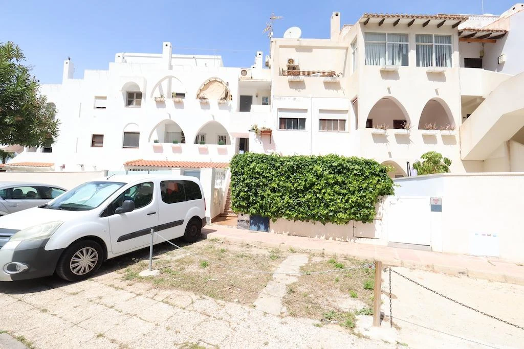 Bungalow til salg i Orihuela Costa