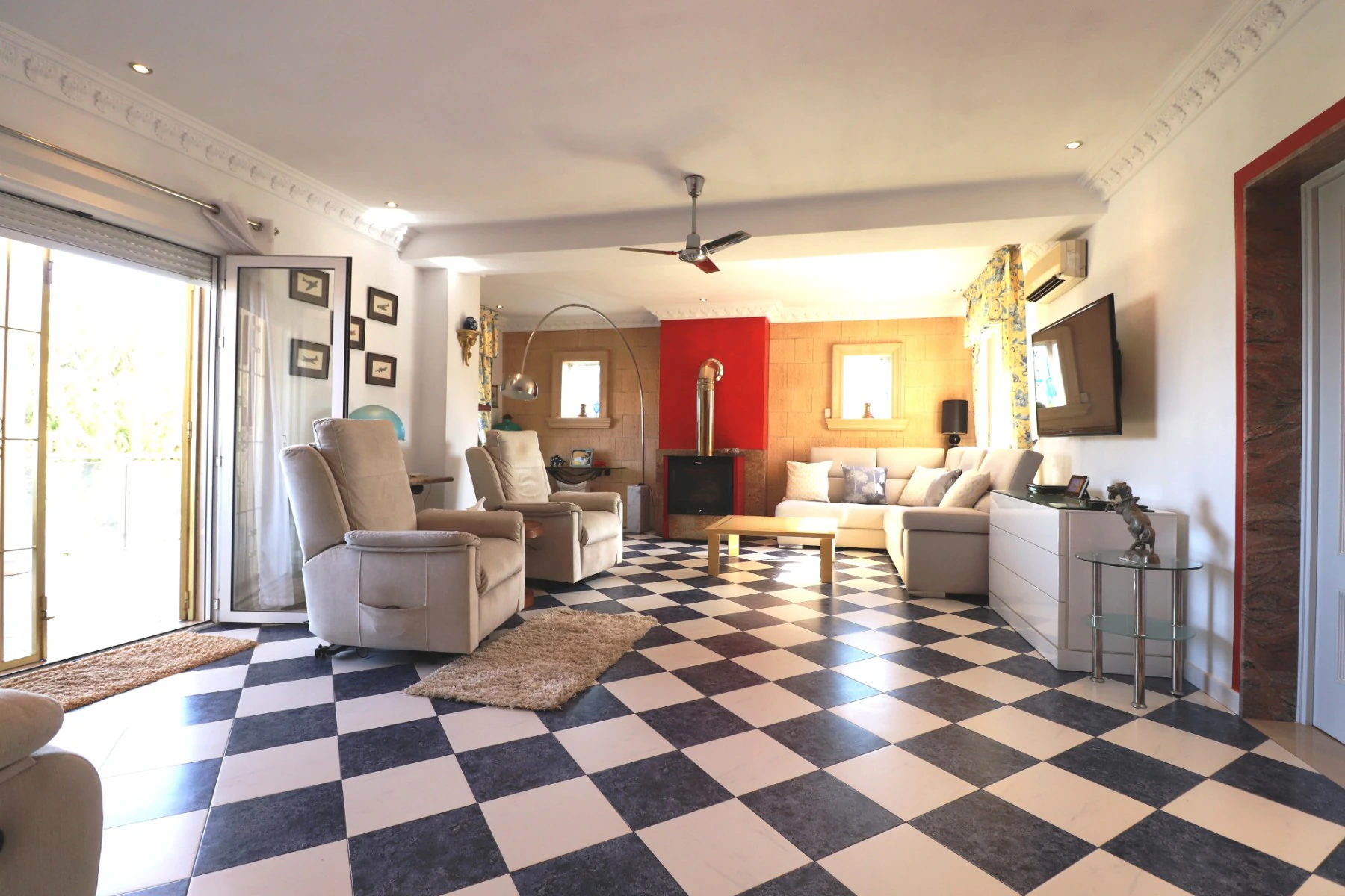 Villa for sale in Algorfa
