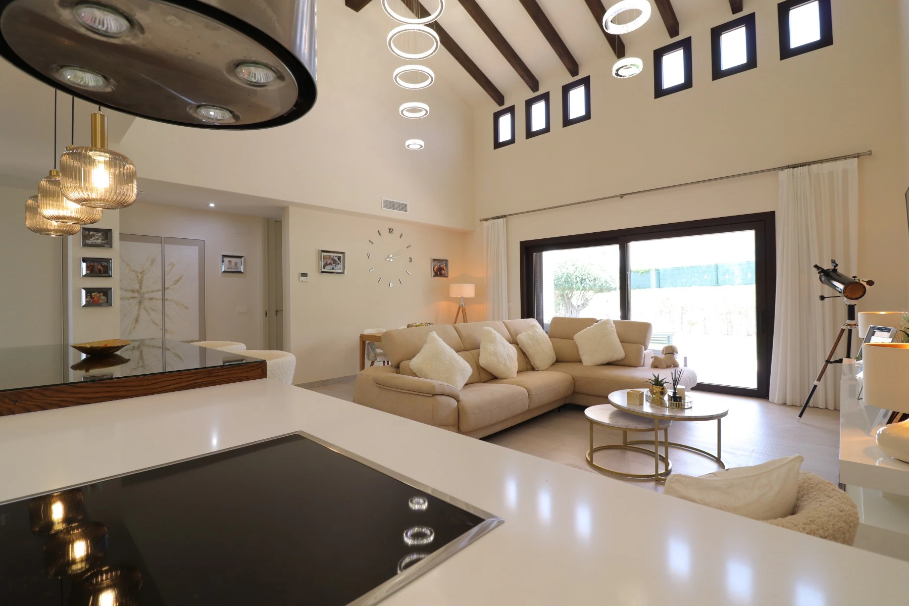 Villa for sale in Algorfa