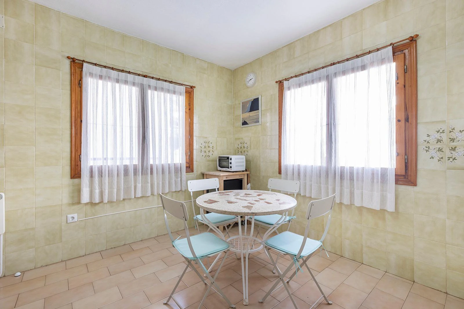 Townhouse in Residencial Calas Blancas – 6 Bedrooms - Only 500m from Playa del Cura ️