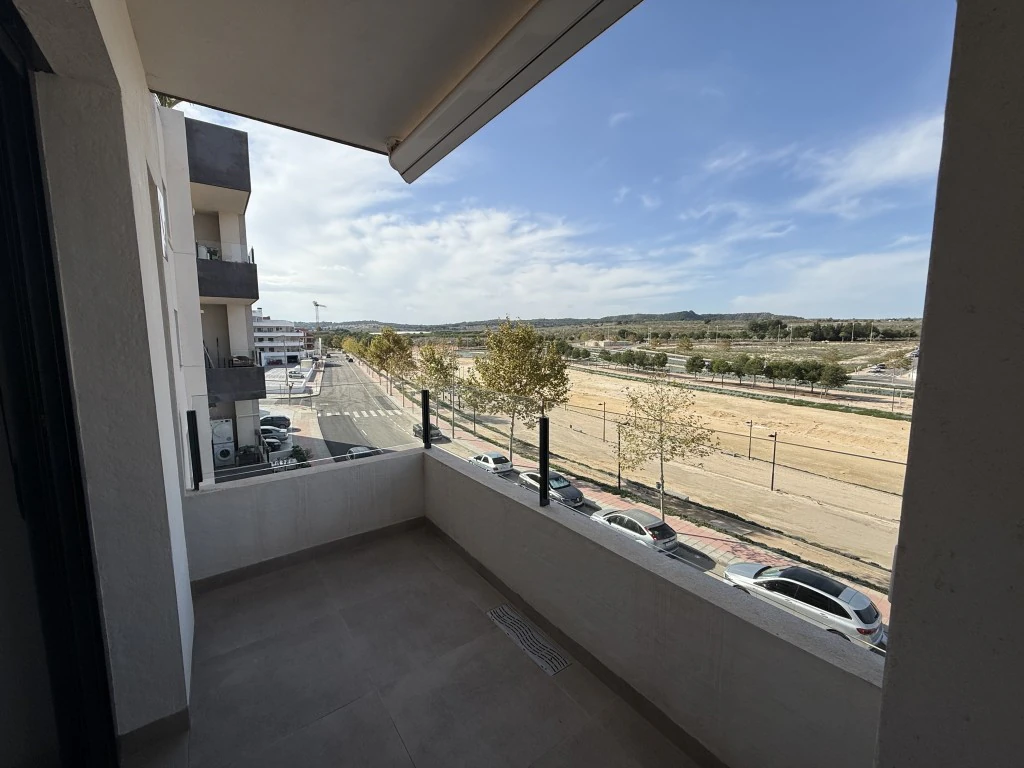 Flat for sale in San Miguel De Salinas