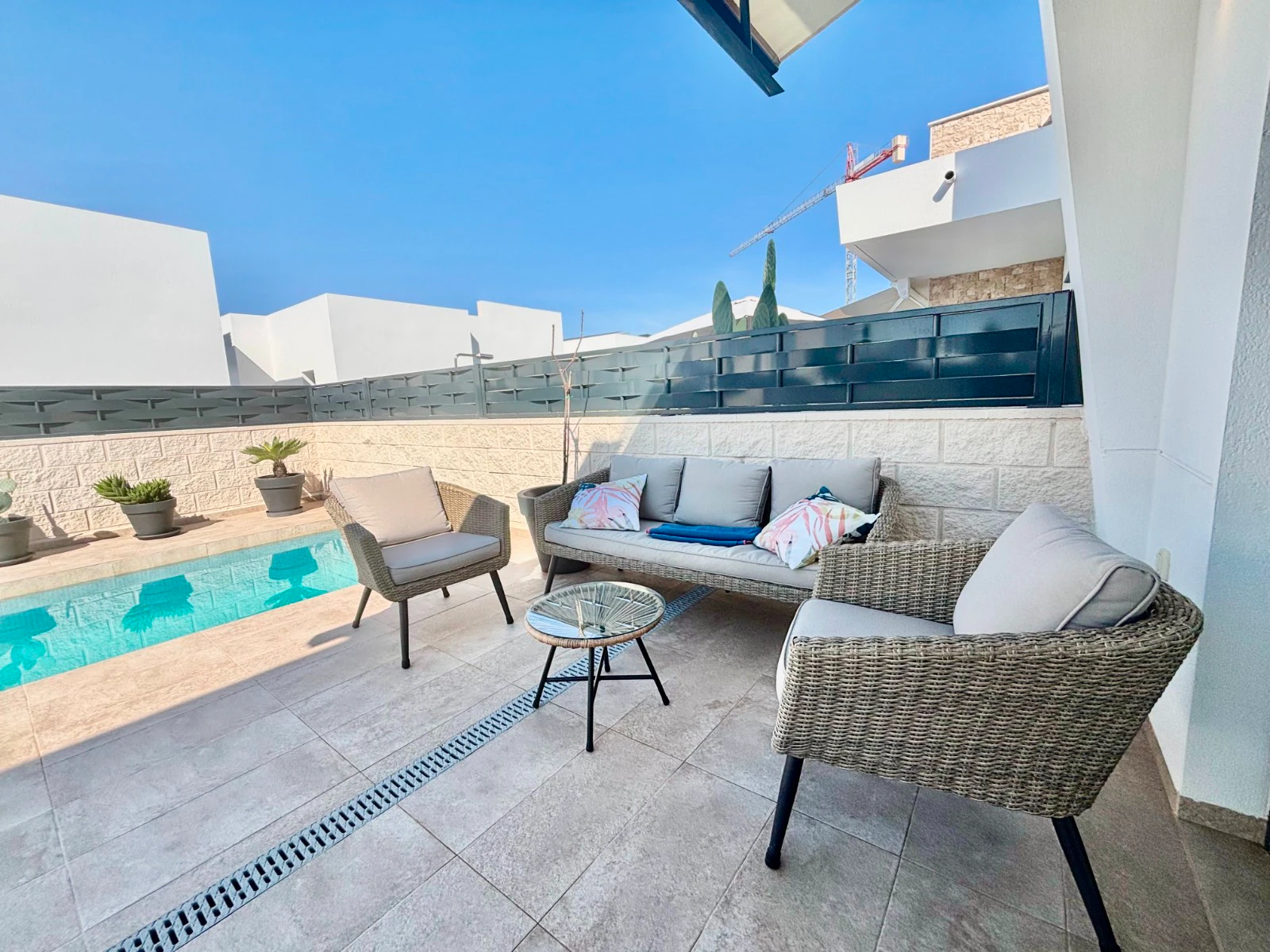 Villa for sale in Benijofar