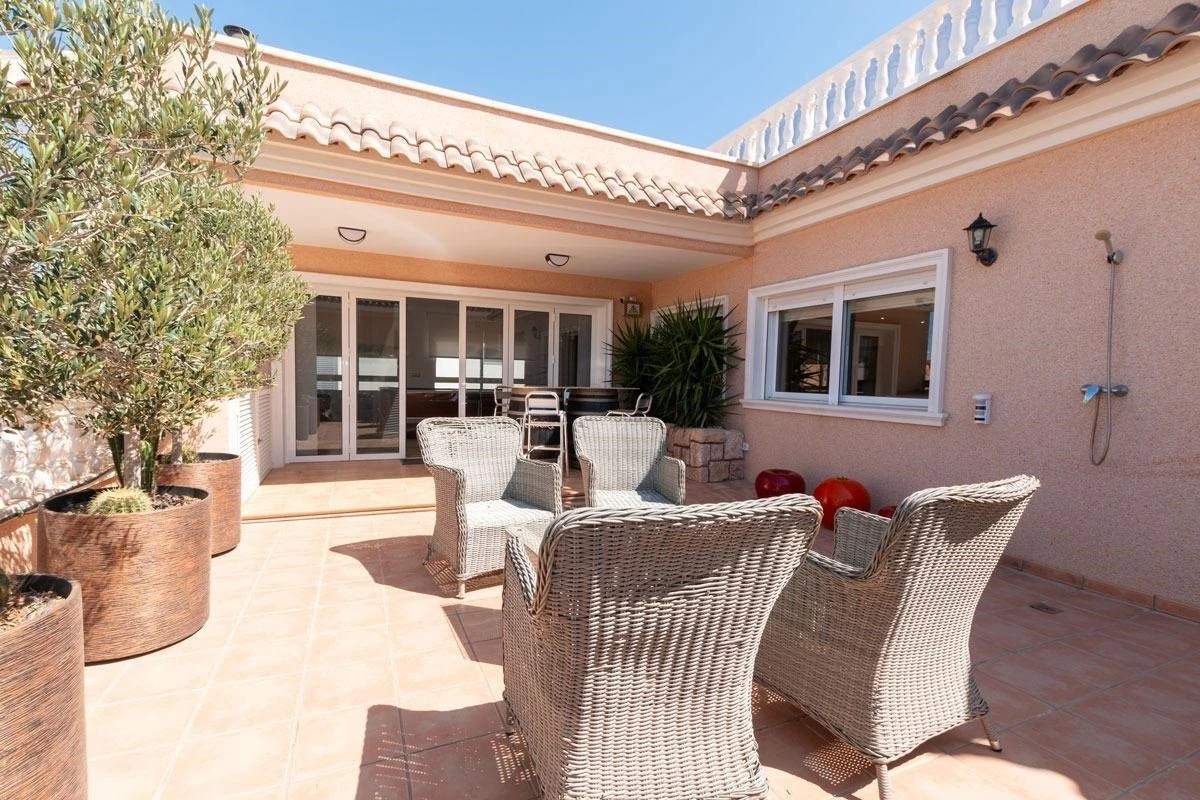 Flat for sale in Orihuela Costa