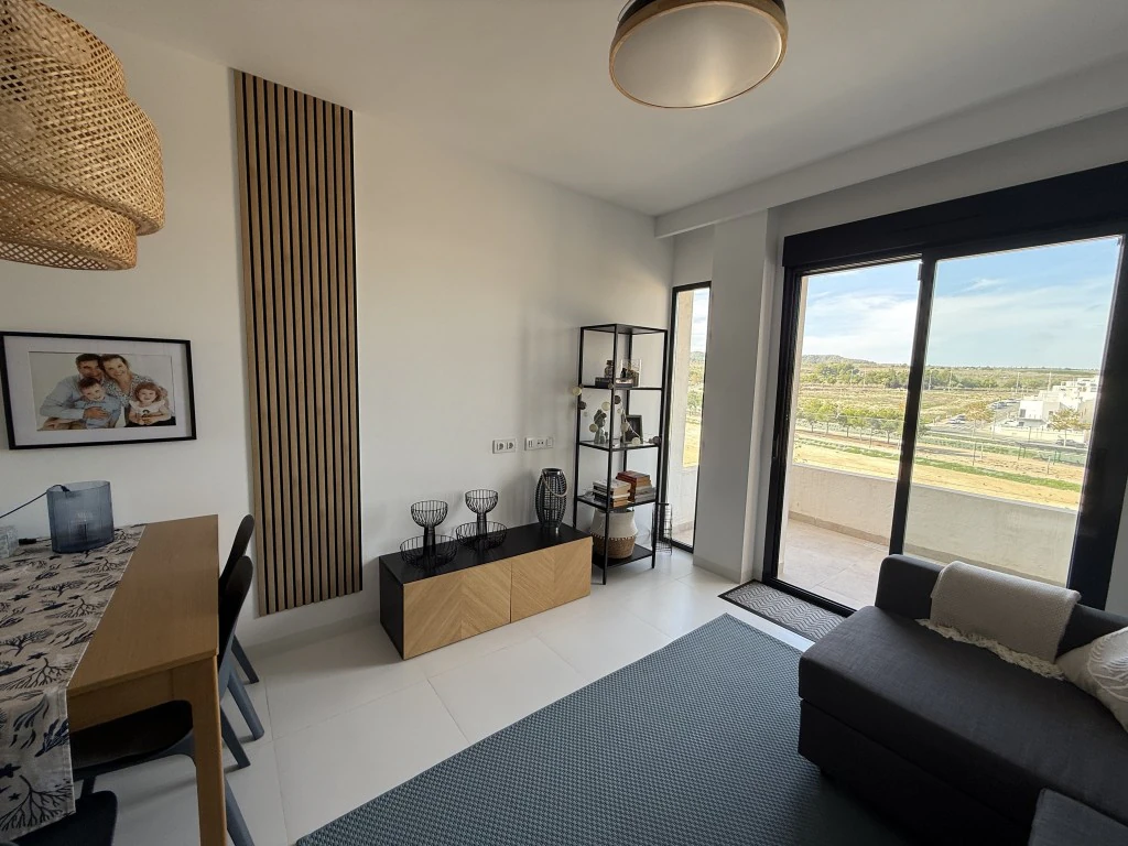 Flat for sale in San Miguel De Salinas