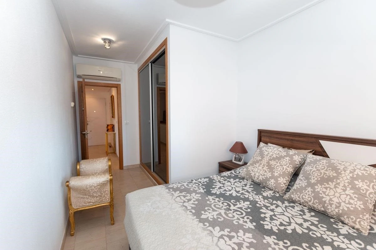 Flat for sale in Orihuela Costa