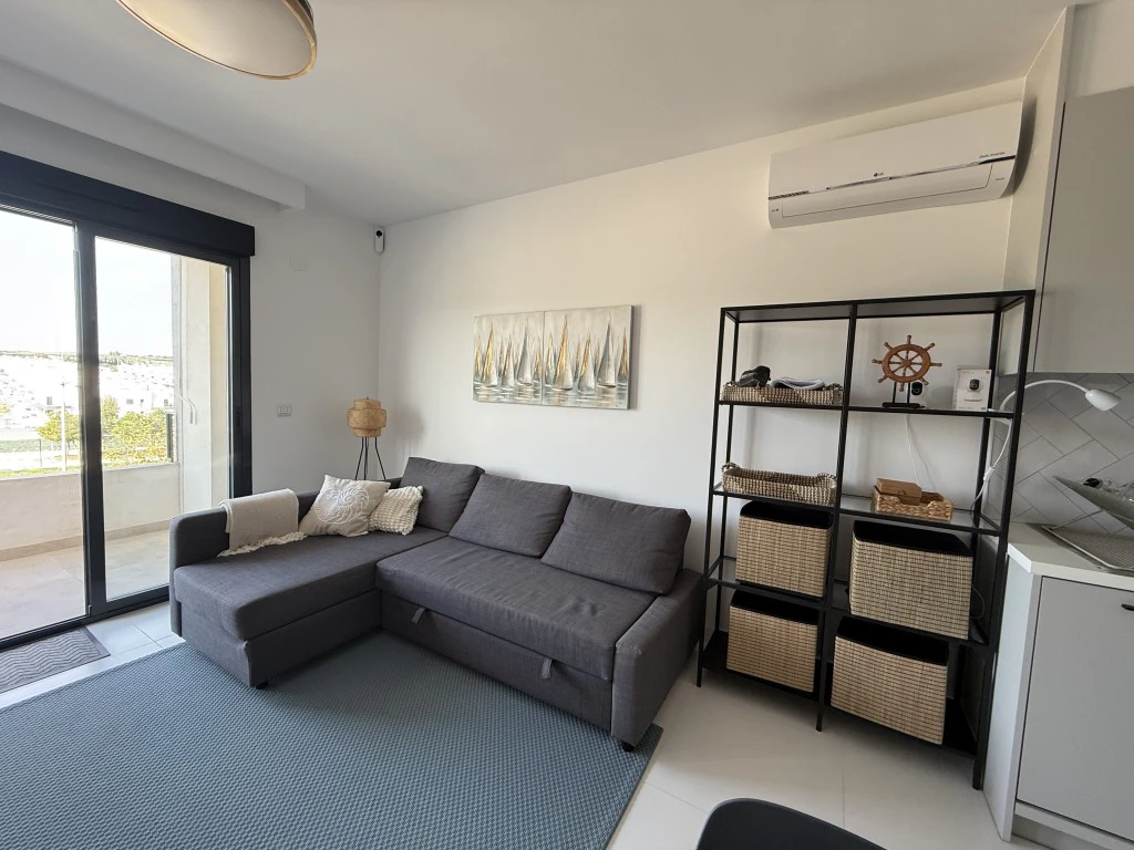 Flat for sale in San Miguel De Salinas