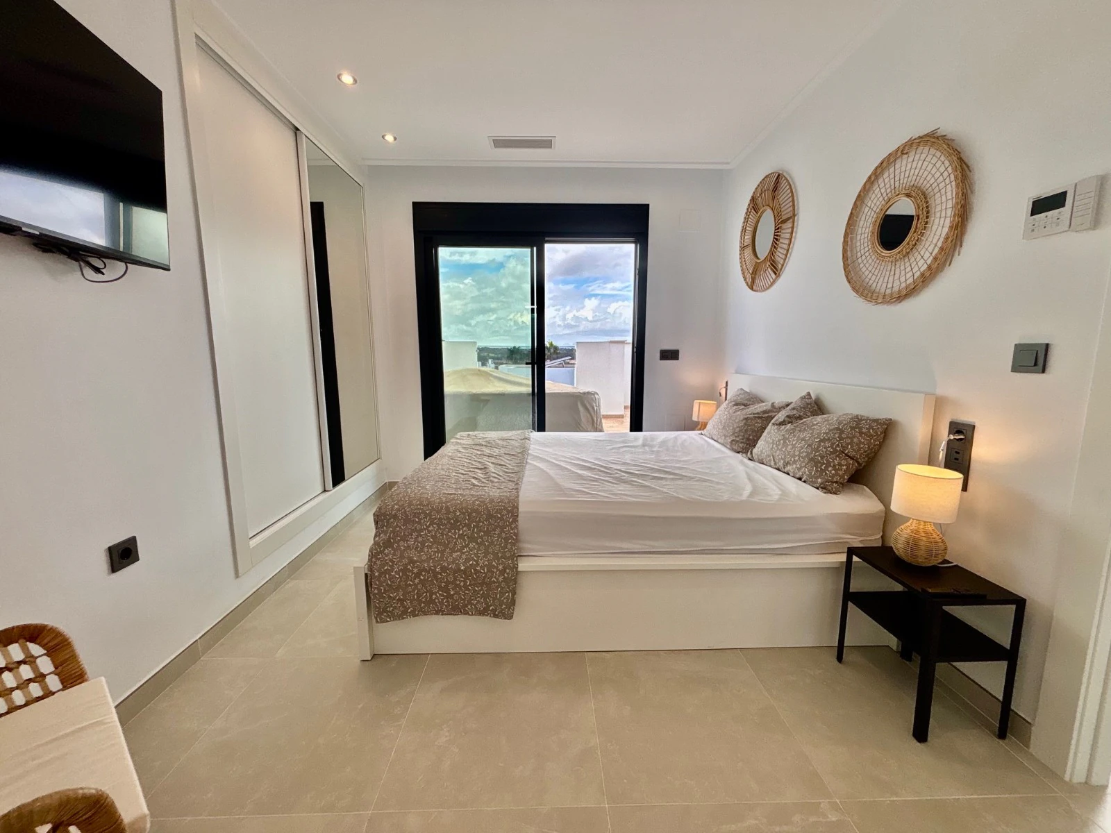 Villa for sale in Benijofar