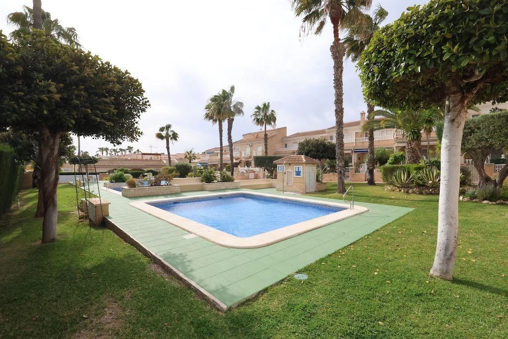 Duplex for sale in Rojales