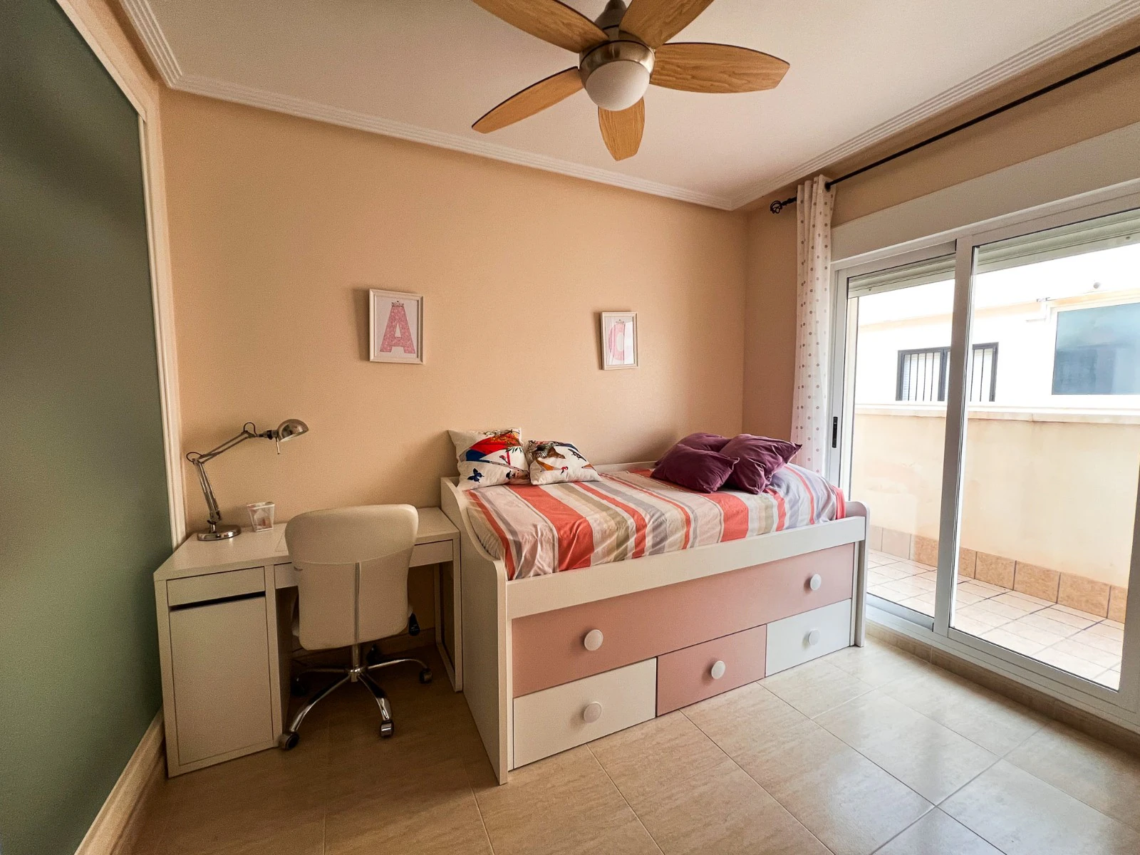 Casa adosada en venta en Pilar De La Horadada